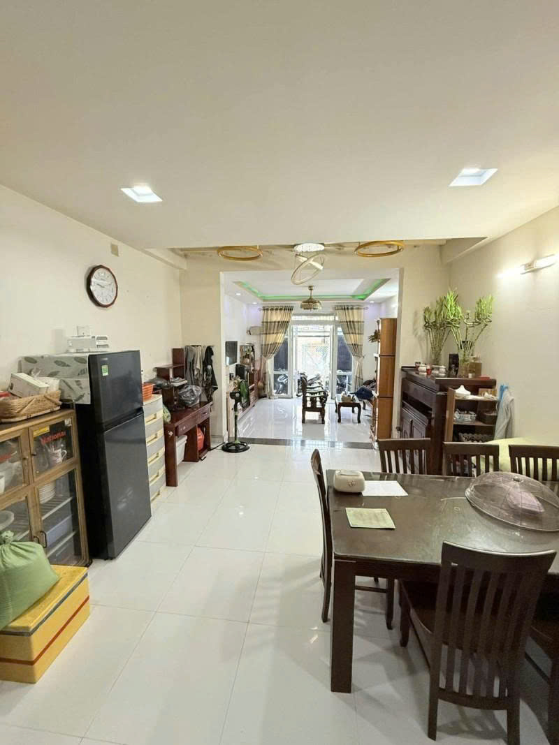 Bán nhà mặt tiền Đông Hưng Thuận 26, ngay Tô Ký, Chợ Cầu, 4,3x14,5m,  4 tầng, 4,55 tỷ - Ảnh 2