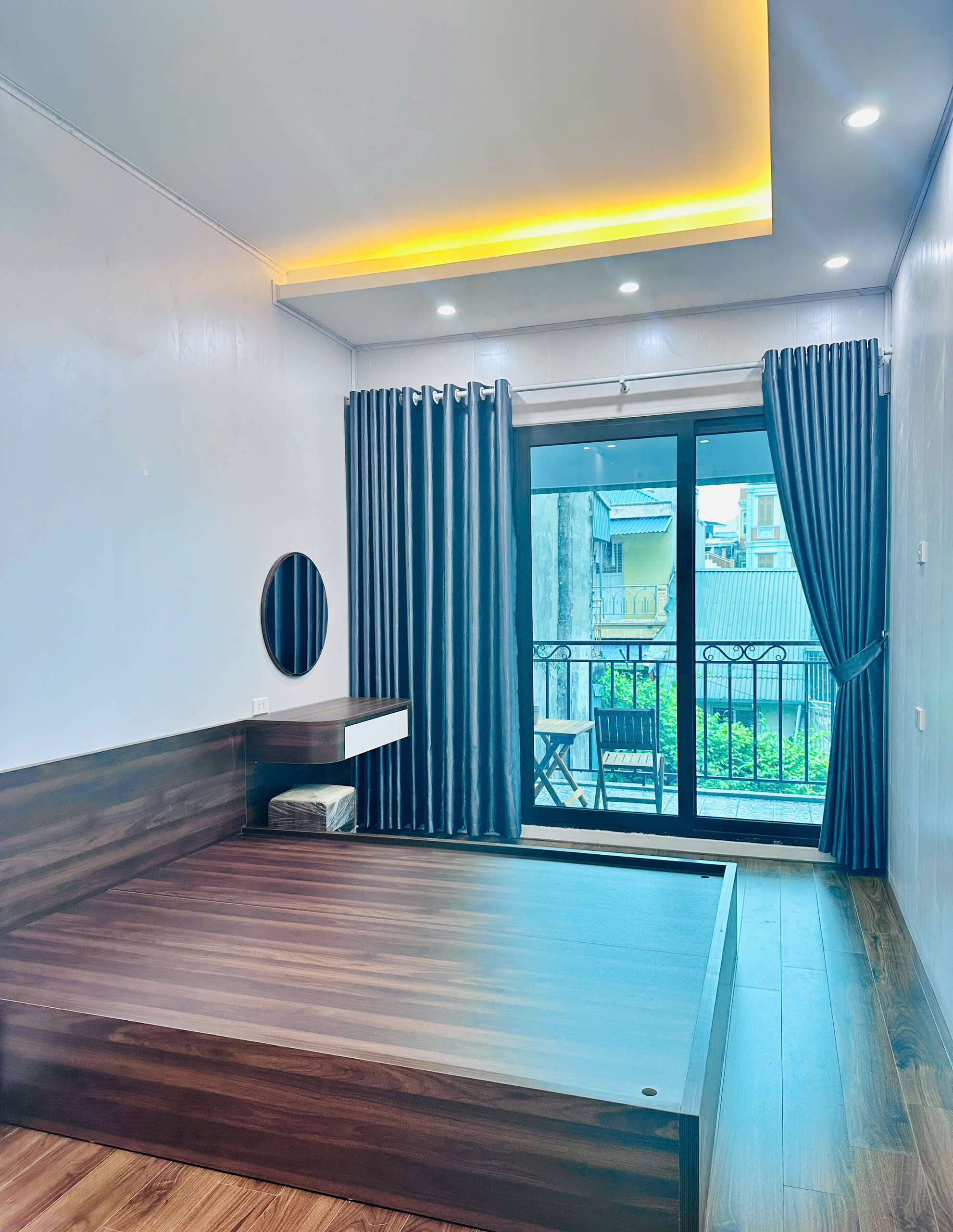 BÁN NHÀ TẬP THỂ THANH XUÂN - KHƯƠNG TRUNG  – 70M²  - SỔ ĐỎ CC -GIÁ CHỈ 2.9 TỶ LH 0975124520 - Ảnh chính