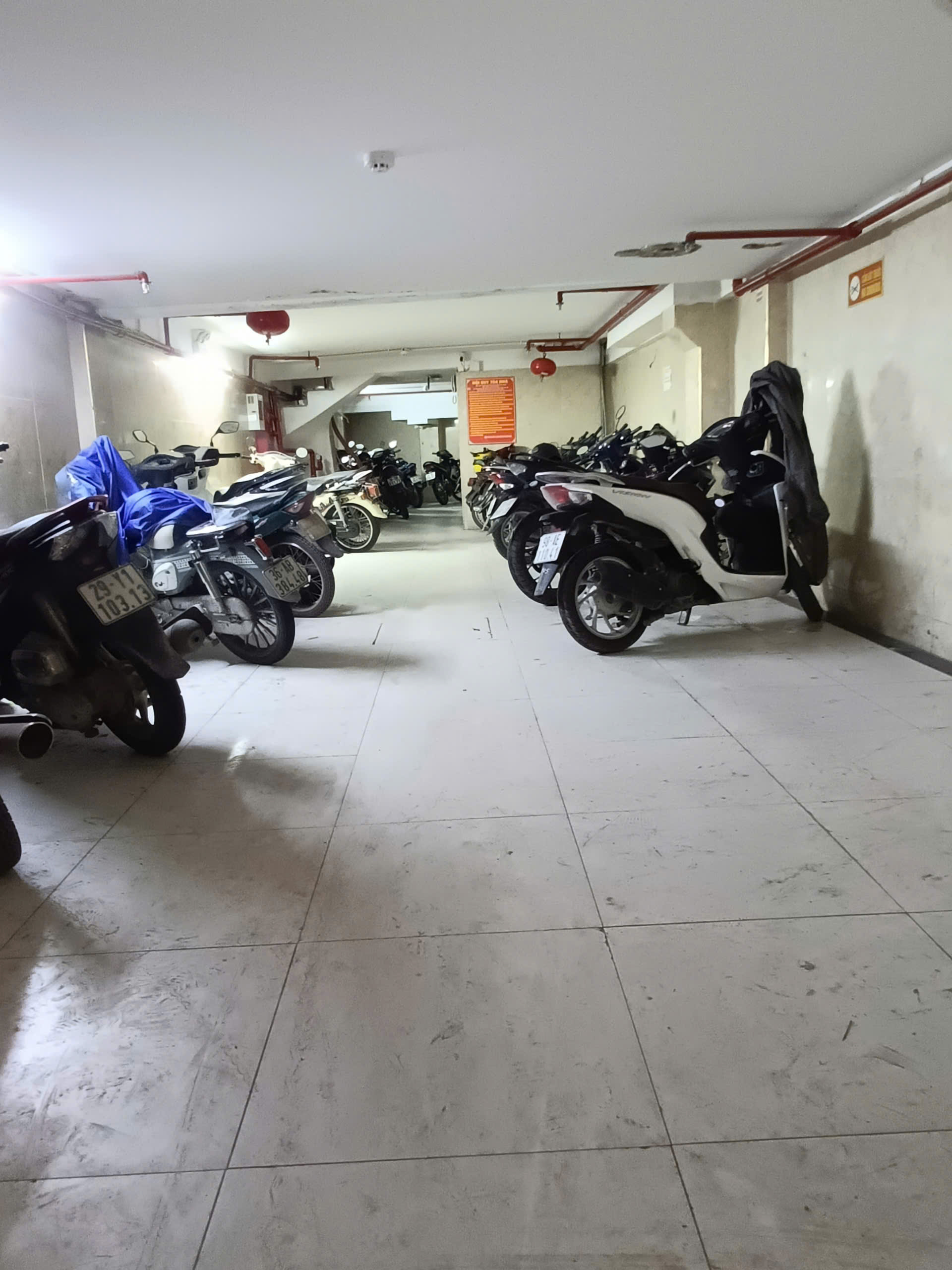 Bán chung cư mini,căn hộ dịch vụ Mễ Trì ngõ nông,ô tô gần,sổ vuông,giá 23 tỷ - Ảnh chính
