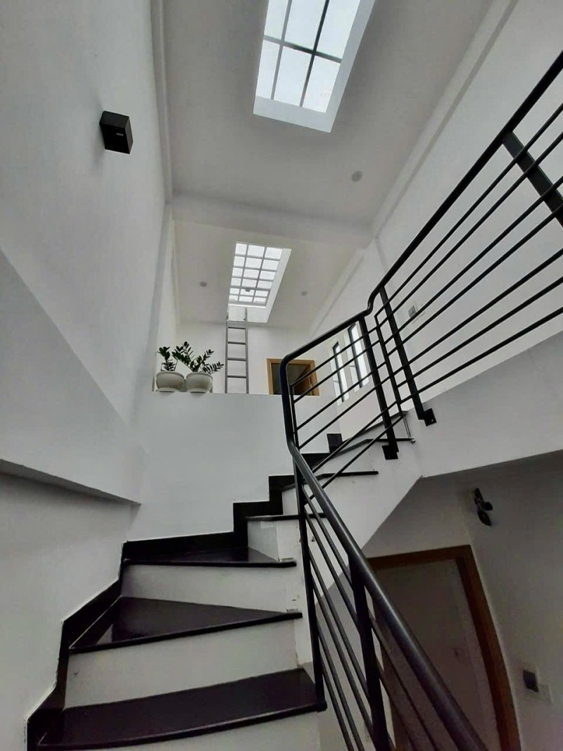 ► Nhà Kiệt 3m Nguyễn Chí Thanh, ~40m2, 3 tầng cứng, đẹp, 2.xx tỷ - Ảnh 1