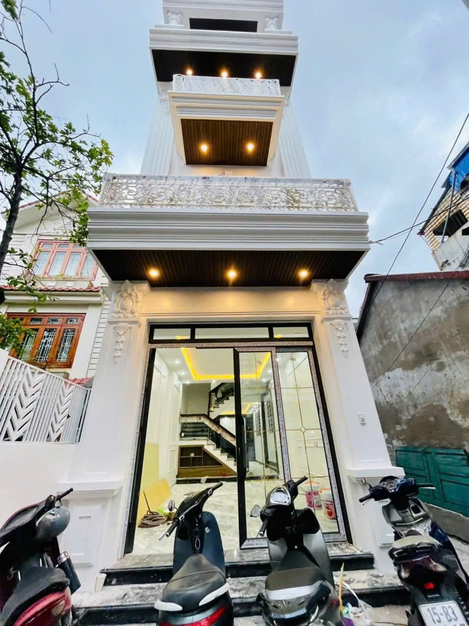 Nhà 4 tầng mới tinh, lô góc, mặt  ngõ Nam Pháp 67m, giá 7.5 tỉ, bán hàng cực đẹp - Ảnh chính