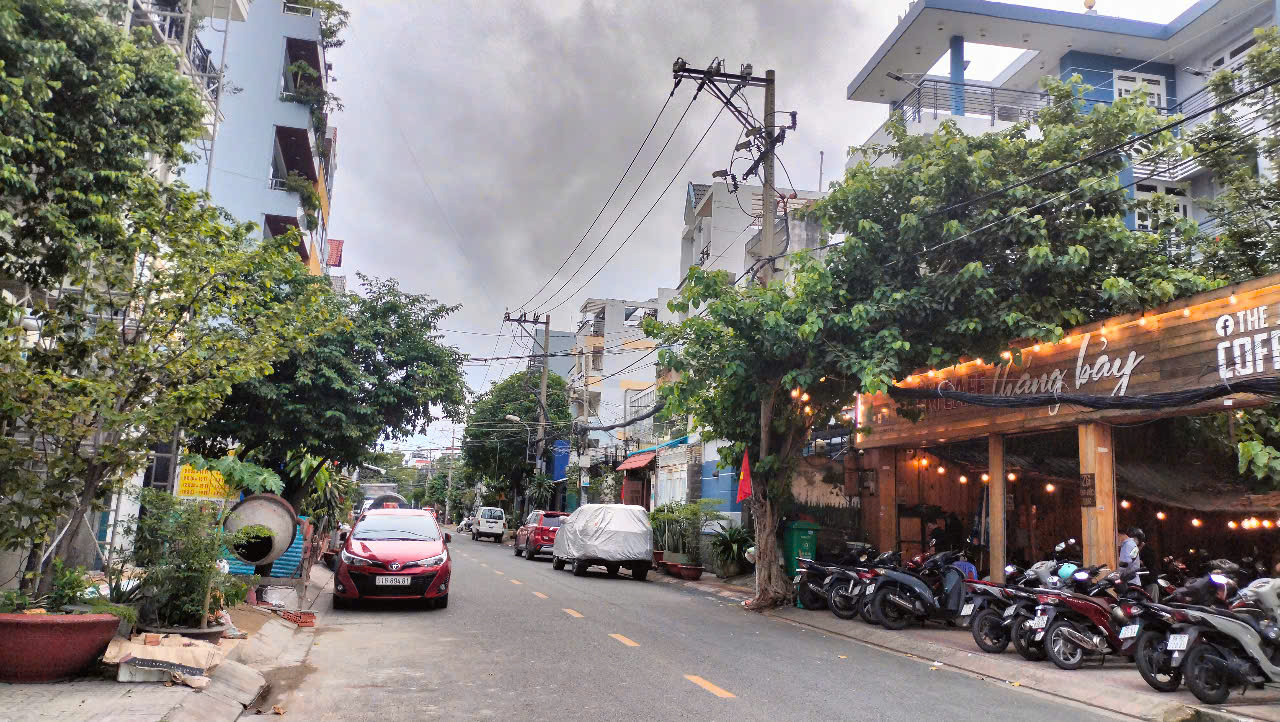Gấp Bán mặt tiền Đô Đốc Long Tân Phú ngay nhà thờ Tân Hương 100m2-5 Tầng 12 ty - Ảnh chính
