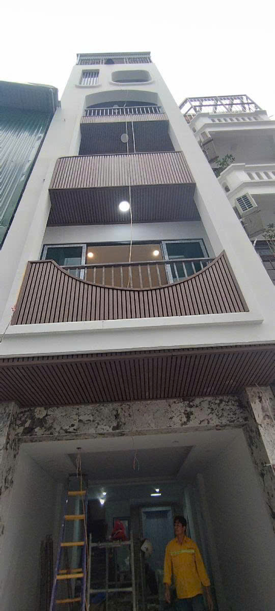 VIP NGUYỄN VĂN HUYÊN CẦU GIẤY gần phố oto thang máy nhỉnh 18ty 45m x7T. - Ảnh chính