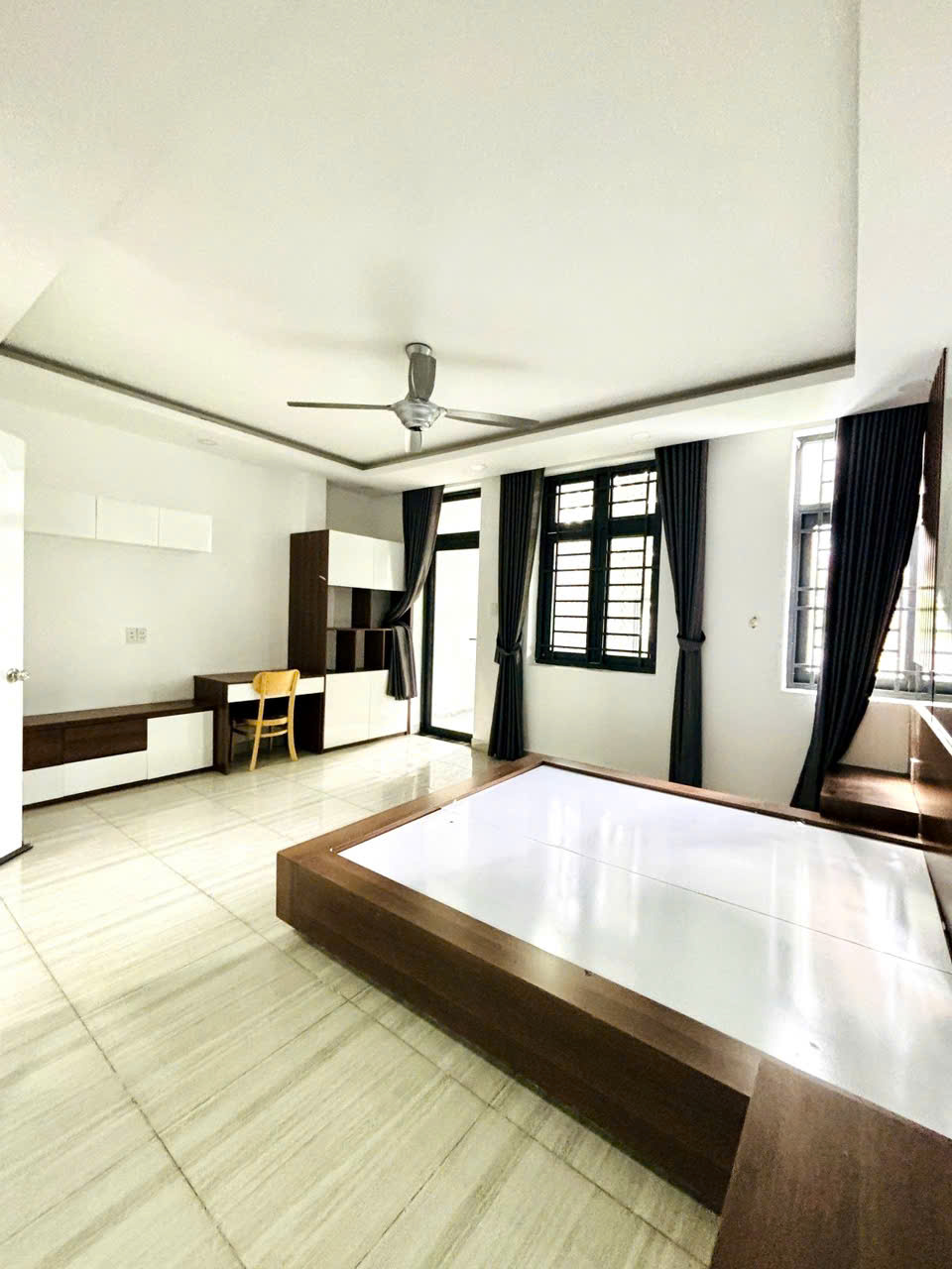 Bán nhà Tân Sơn Nhì - Quận Tân Phú chỉ 9 Tỷ - Hẻm xe hơi 8m - 6 Tầng. - Ảnh 4