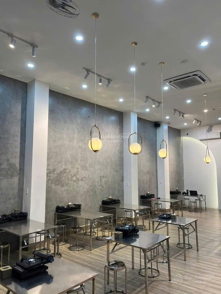 *++Bán nhà mặt tiền kinh doanh 4 Tầng (7mx19m) Quận 5- HĐT 70Tr/Th** - Ảnh 4