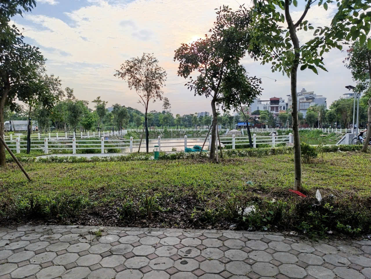 BÁN ĐẤT THANH AM - VIEW HỒ - 2 MẶT NGÕ - VỊ TRÍ ĐỈNH!<br><br>💥 Vị trí đẹp hiếm: Thanh Am - Long - Ảnh 2