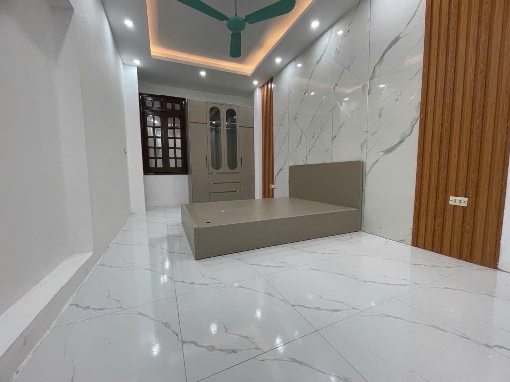 Lê Trọng Tấn 39m, lô góc, kinh doanh 5 tầng 2 thoáng, hút lộc cả phố - Ảnh 1
