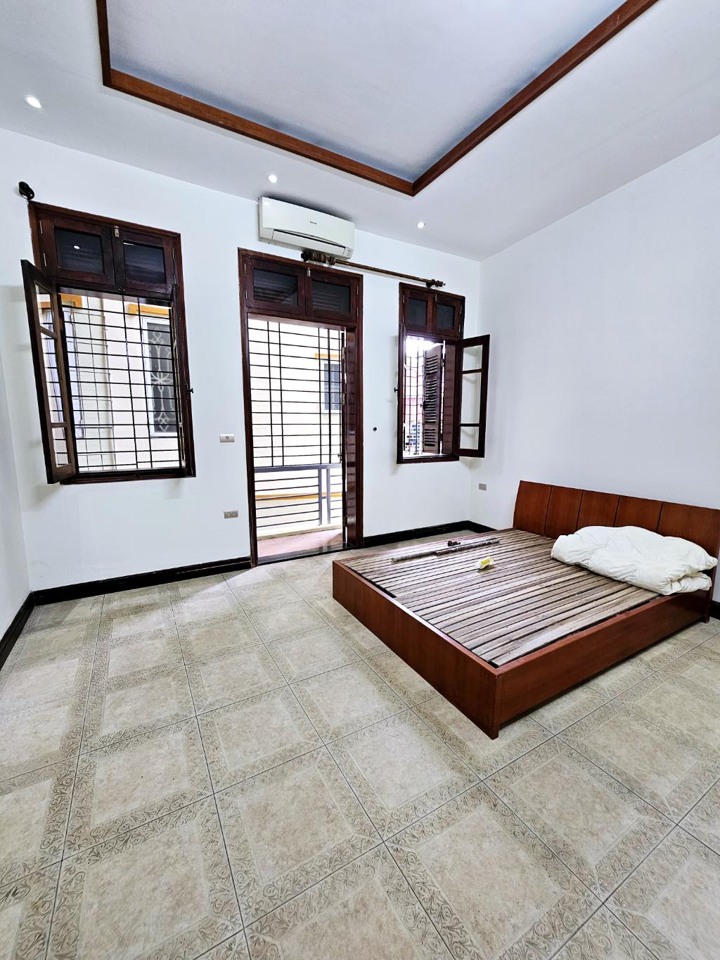 Hoàng Văn Thái 50m 2 thoáng, vị trí tuyệt thế,, giá tuyệt vời - Ảnh 2