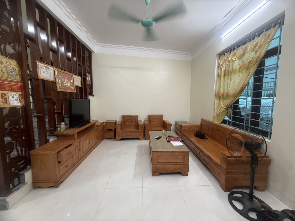 🌺 20M RA MẶT ĐƯỜNG CẦU GIẤY - VỪA Ở VỪA KINH DOANH - 179TR/M2 - Ảnh 2