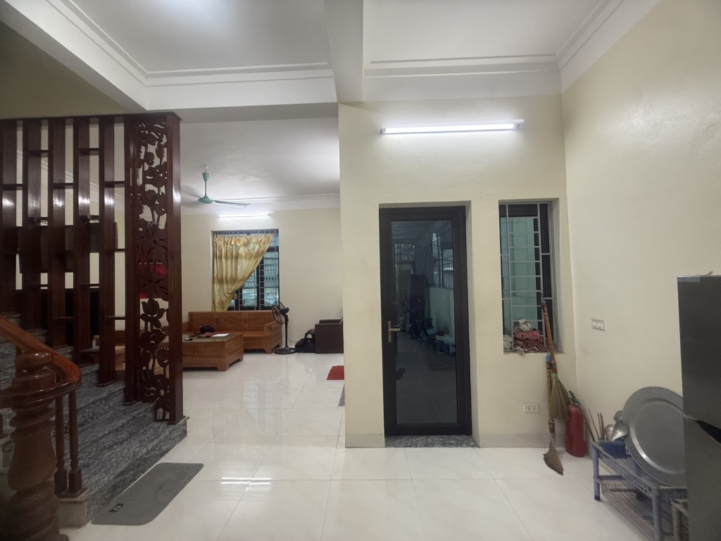 🌺 20M RA MẶT ĐƯỜNG CẦU GIẤY - VỪA Ở VỪA KINH DOANH - 179TR/M2 - Ảnh 3