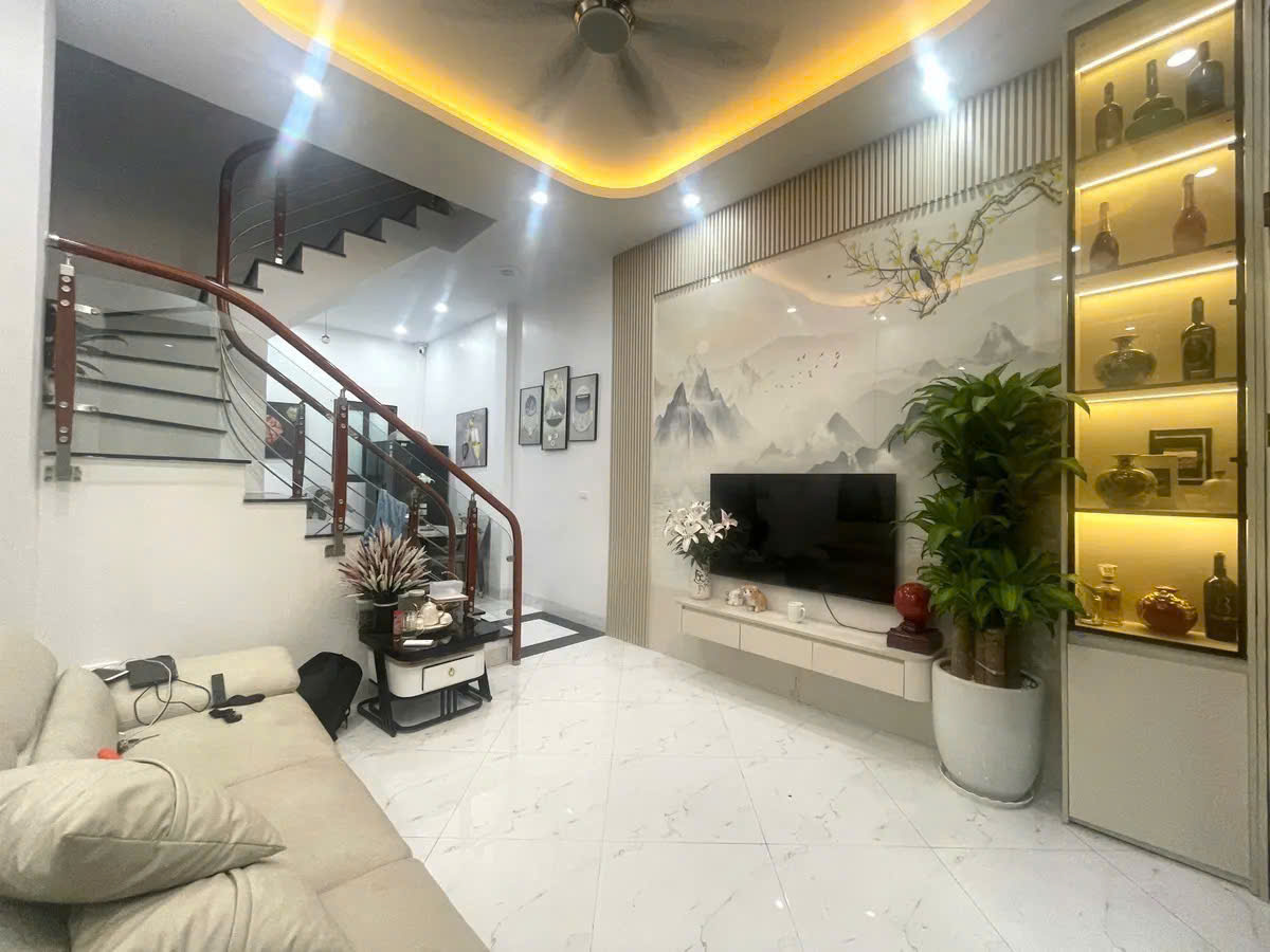 BÁN NHÀ KIM GIANG- HOÀNG MAI, 35 M2, 4 TẦNG, MẶT TIỀN 4 M, GIÁ 7,7 TỶ - Ảnh chính