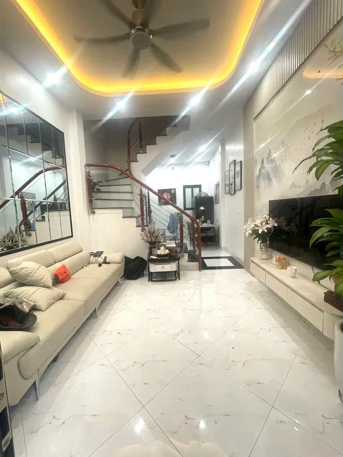 BÁN NHÀ KIM GIANG- HOÀNG MAI, 35 M2, 4 TẦNG, MẶT TIỀN 4 M, GIÁ 7,7 TỶ - Ảnh 2