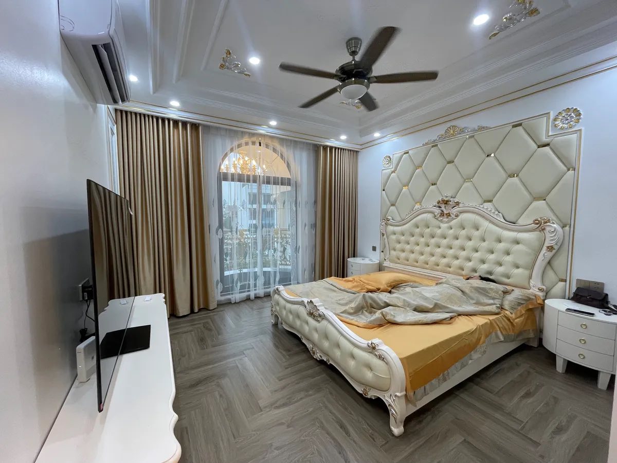 Mặt Phố Ngô Gia Tự 95m2 7T Xây Mới, Kinh Doanh Dòng Tiền, Vỉa Hè Rộng - 29.x Tỷ - Ảnh 3
