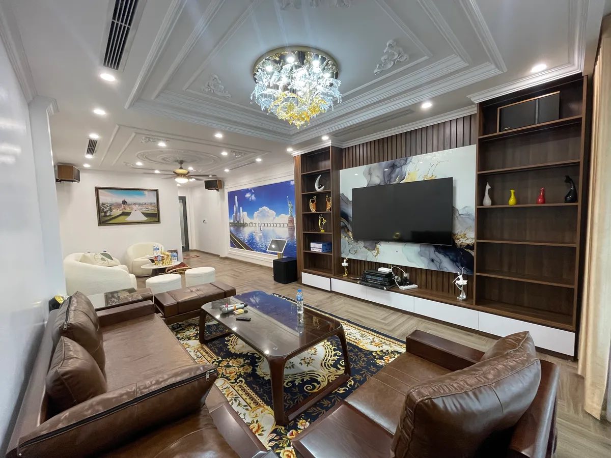 Bán Nhà Mặt Phố Ngô Gia Tự 95m2 7T Xây Mới, Kinh Doanh Dòng Tiền, Vỉa Hè Rộng - 29.x Tỷ - Ảnh chính