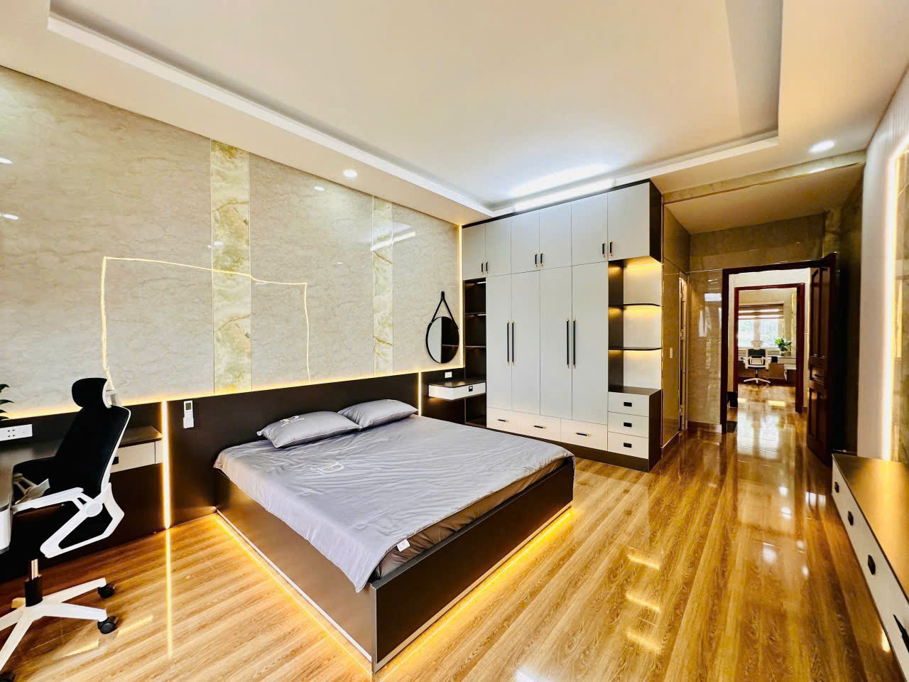SIÊU PHẨM NHÀ ĐẸP MT HIỆP THÀNH 05, QUẬN 12 – (4x18) – 5PN, 5WC – CHỈ 6,9 TỶ - Ảnh 2