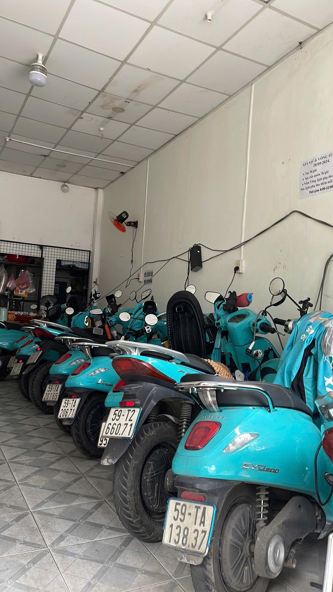 Cần sang lại quán cf trạm sạc xe điện 1017/9a Lạc Long Quân, P11, Tân Bình. - Ảnh 2