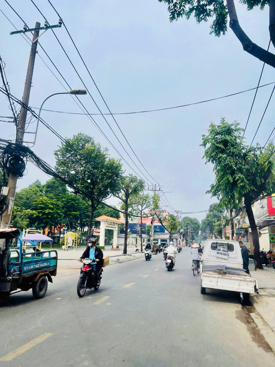 Bán nhà đẹp 4 tầng gần công viên Làng Hoa, phường 11, Gò Vấp, sát mặt tiền, chỉ 6 tỷ hơn thương - Ảnh chính
