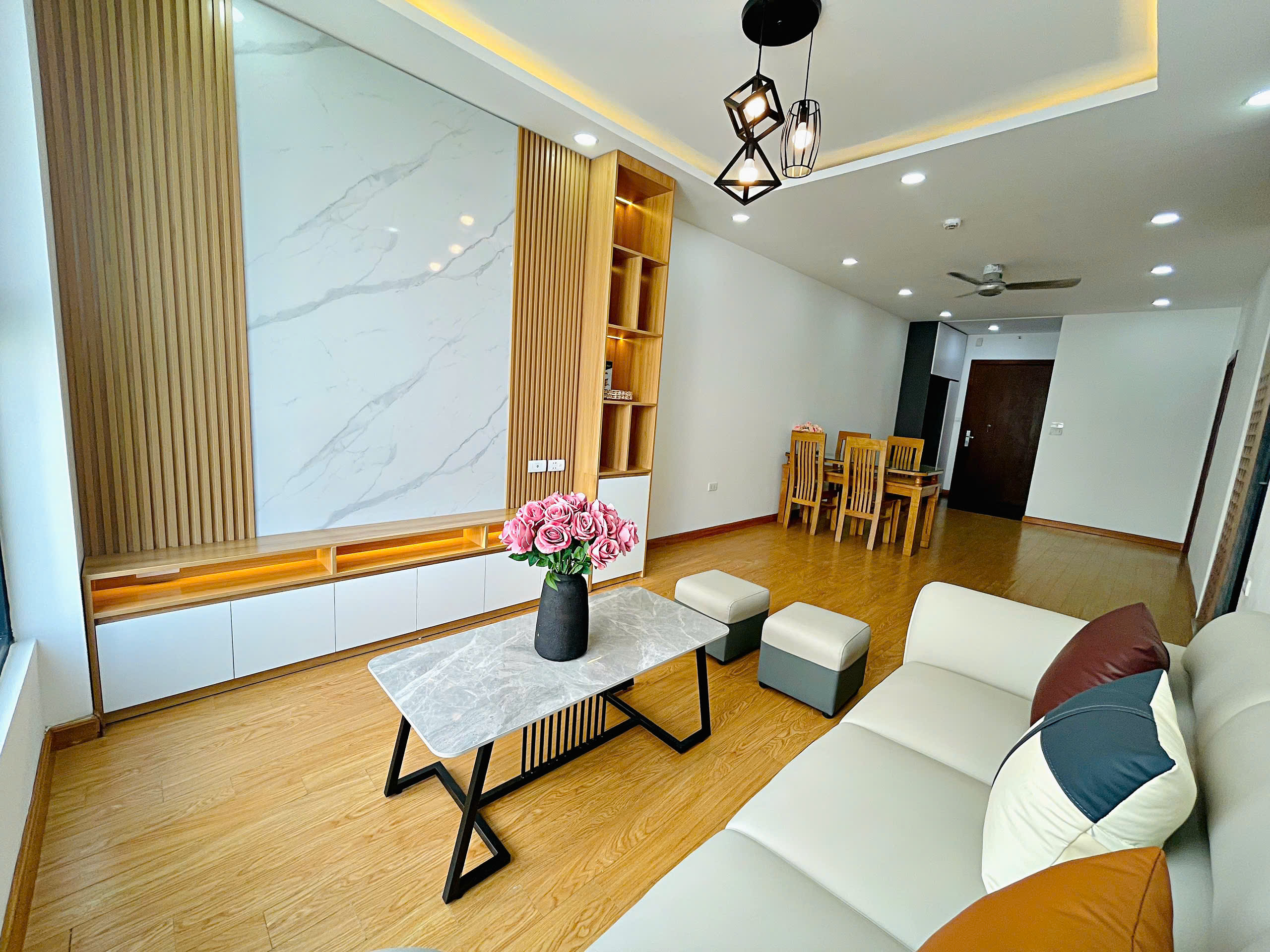 Bán căn hộ hiếm-chung cư Eco Lake View 32 Đại Từ, Hoàng Mai 76m2, 2 ngủ, 5ty1x - Ảnh 1