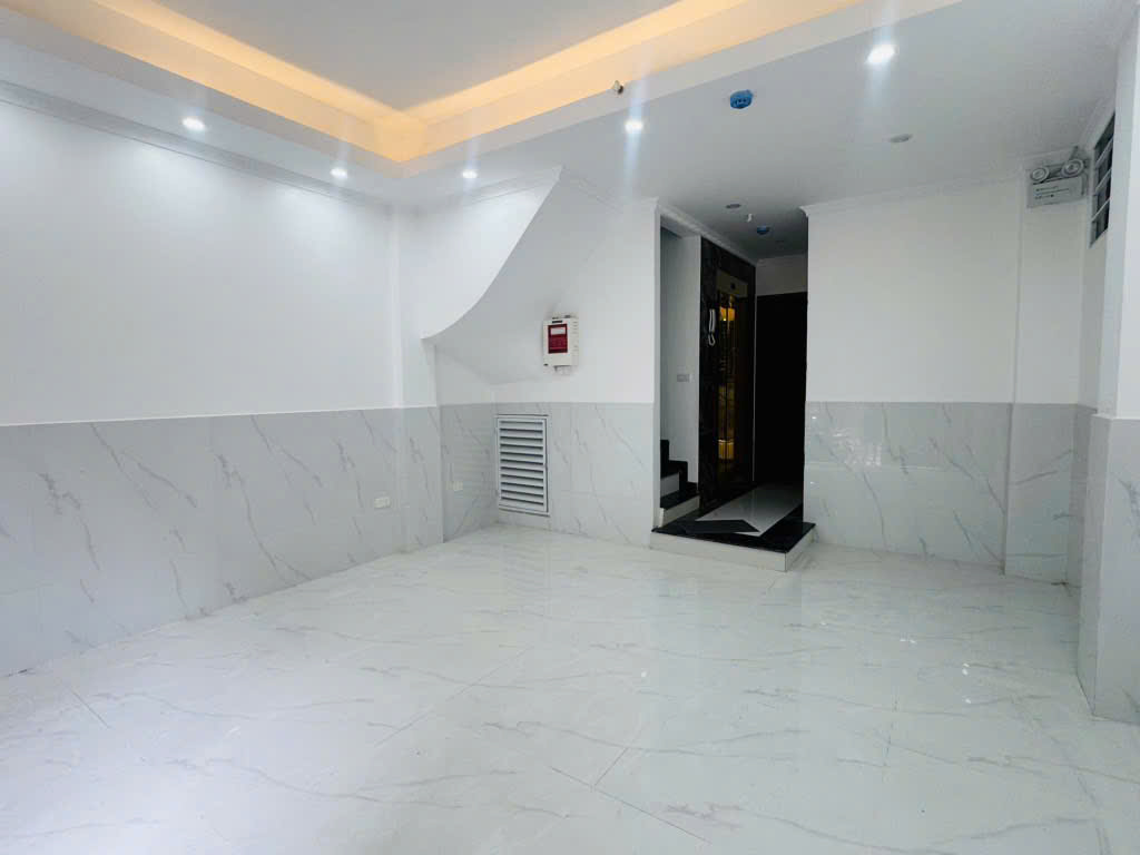 BÁN NHÀ 6 TẦNG MỚI – TRẦN CUNG – GẦN BỆNH VIỆN E - Ảnh 3