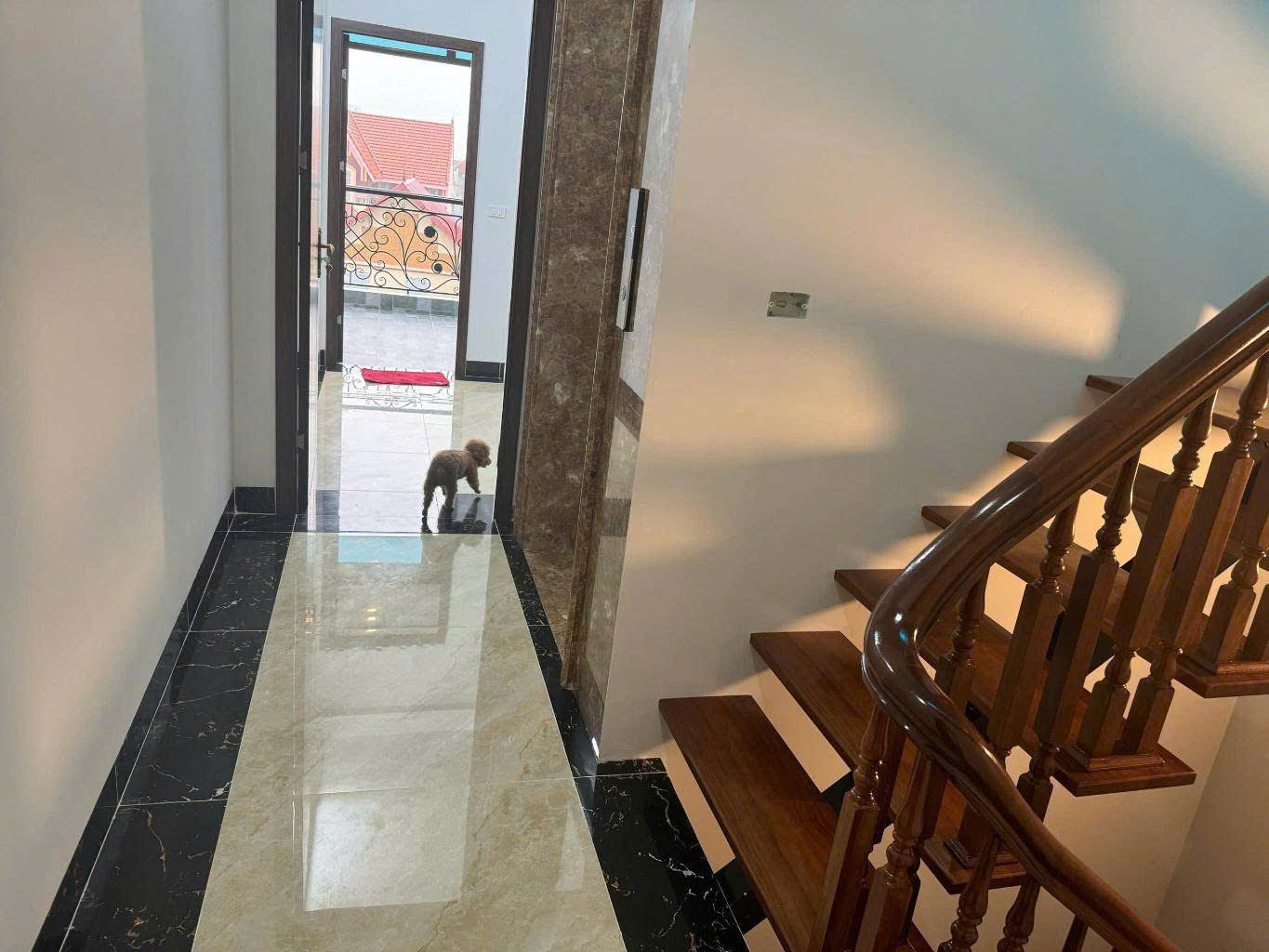 BÁN NHÀ MỚI 6 TẦNG – PHẠM VĂN ĐỒNG – NGÕ RỘNG – THANG MÁY - Ảnh 3