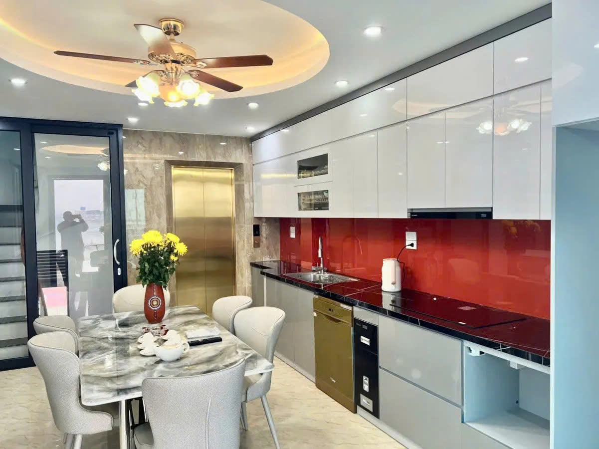 NHÀ MỚI 7 TẦNG THANG MÁY Ô TÔ VÀO NHÀ TRUNG TÂM Ngọc Thụy 48M2,13.05 Tỷ Long Biên. - Ảnh 3