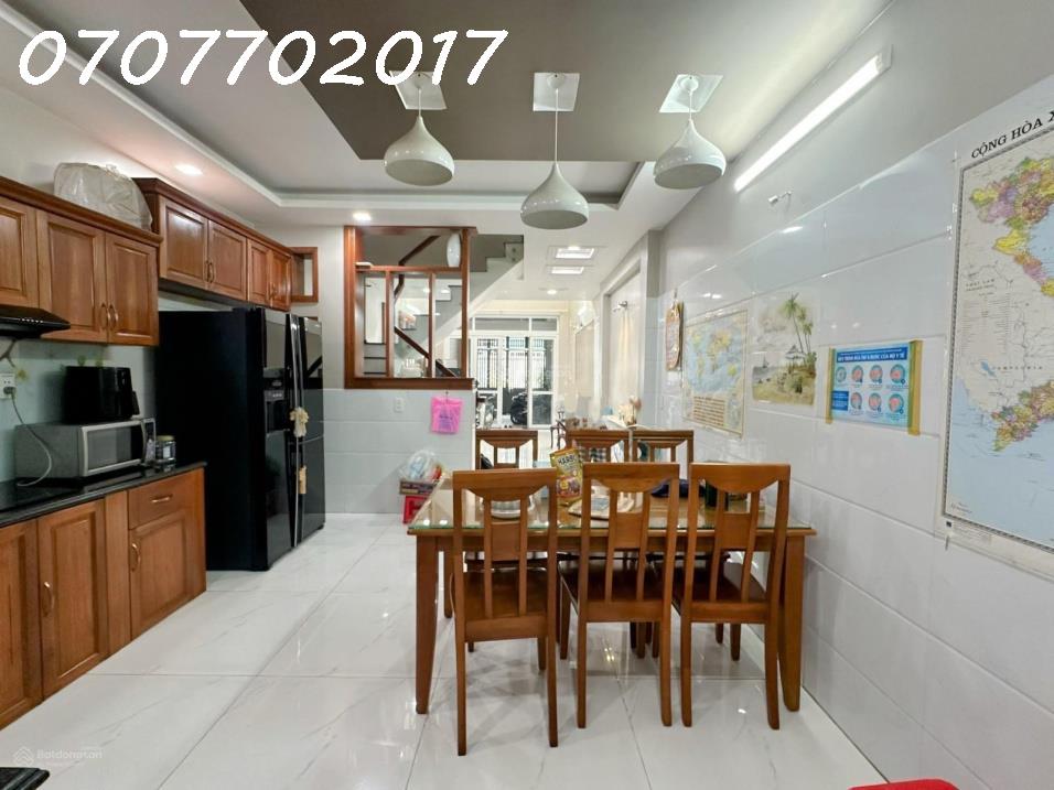 BÁN NHÀ THOẠI NGỌC HẦU – 3 TẦNG – 4PN – HẺM XE HƠI – CHỈ 5TỶ... - Ảnh 1
