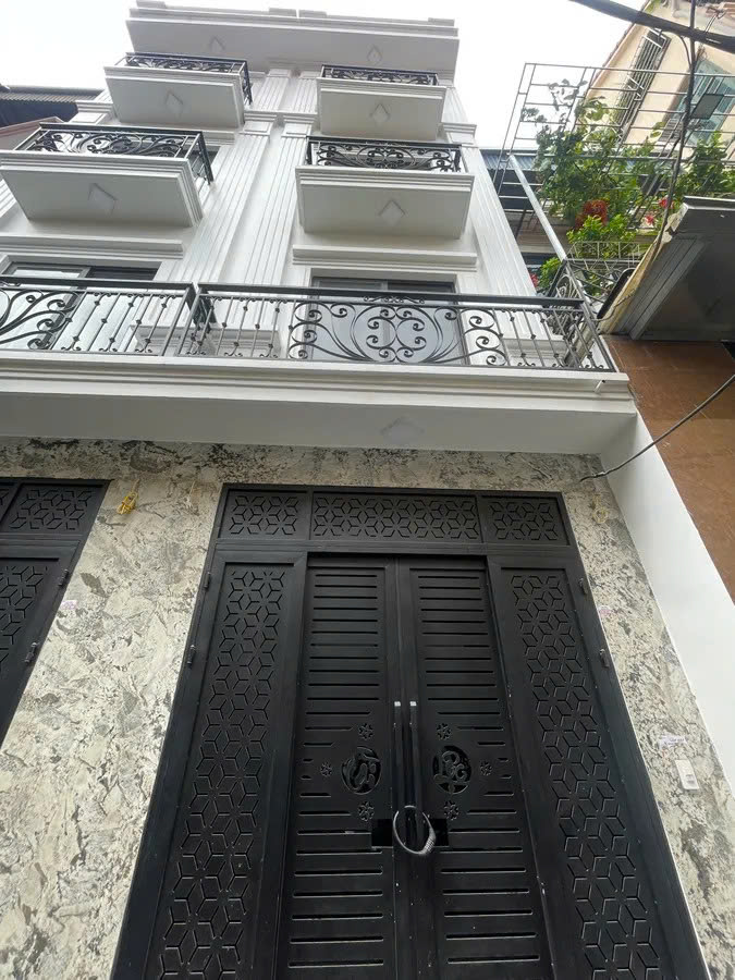 NHÀ MỚI ĐẸP Phố Vũ Xuân Thiều 49m2,X  4 tầng, mặt tiền  3.25m, 8.6 tỷ Long Biên. - Ảnh chính