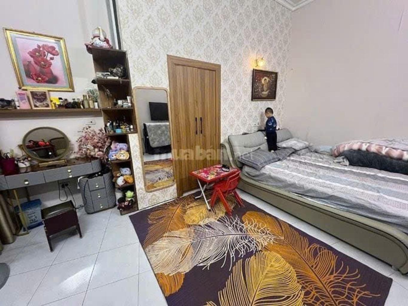 Đường Láng, ngõ thông, vị trí vàng, chiến lược trung tâm kinh doanh, nở hậu - Ảnh 1