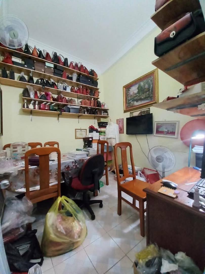 Nhà phố ĐẠI LA hn.. mặt ngõ TỰ DO nơi trung tâm kinh doanh sầm uất.. ,cho thuê dòng tiền ổn định... - Ảnh 1