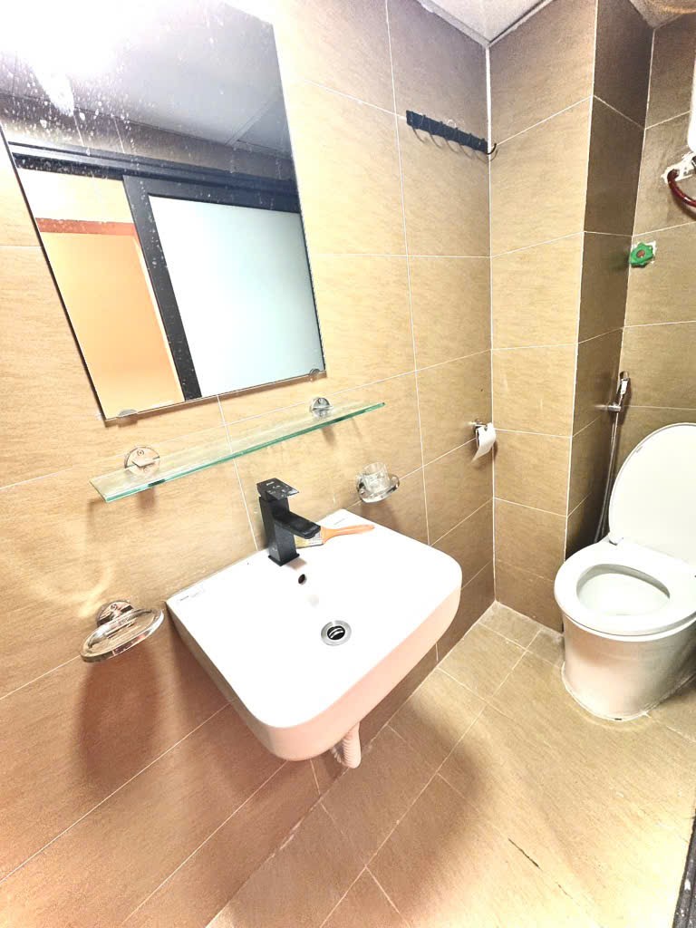 Nhà đẹp nhỏ tiền Hoàng Hoa Thám, chủ nhà thiện chí, giá thương lượng tốt - Ảnh 5