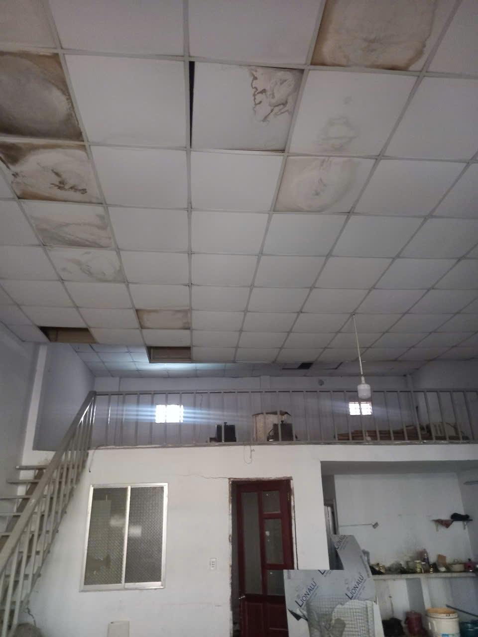 NHÀ CHÍNH CHỦ - GIÁ TỐT - Bán nhà xưởng 200 m2 thổ cư 180m2, gần chợ đầu mối Thủ Đức, P Bình Chiểu - Ảnh 1