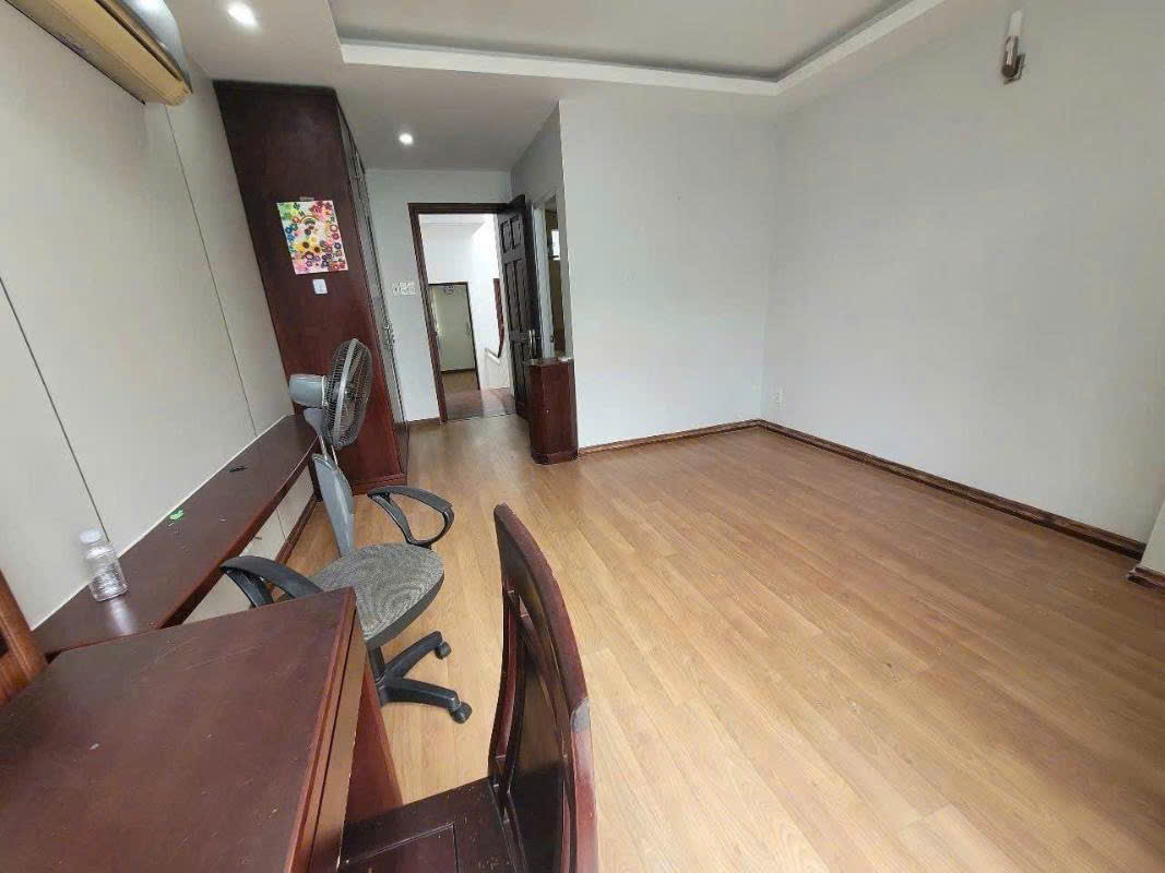 Nhà phố 90m2 - Giá 11.2 tỷ - View sông mộng mơ - Đường số D5A - Quận 7 - Ảnh 8