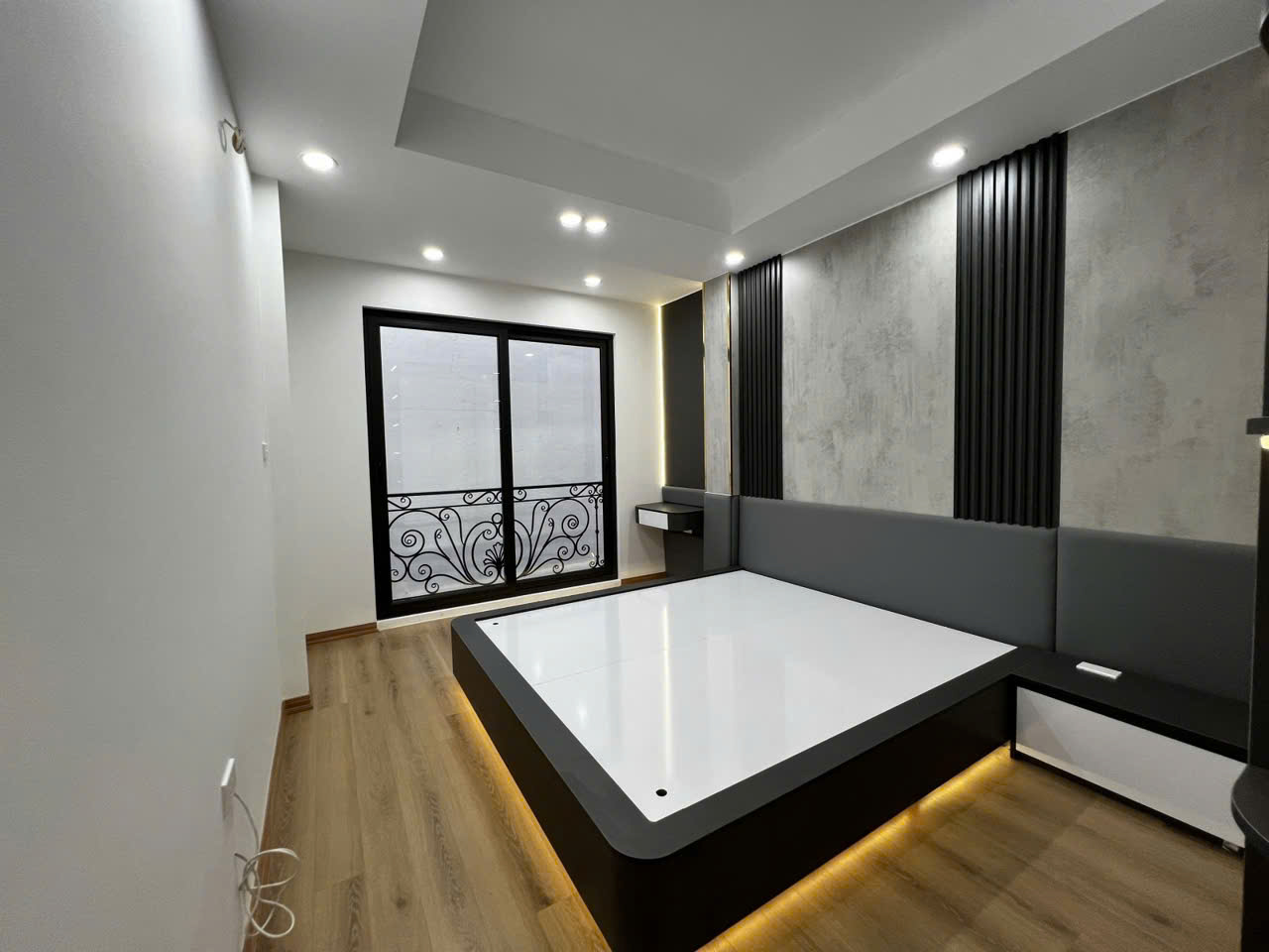BÁN NHÀ THANG MÁY 6 tầng 32m cực đẹp Kim Ngưu, HBT - Ảnh 2