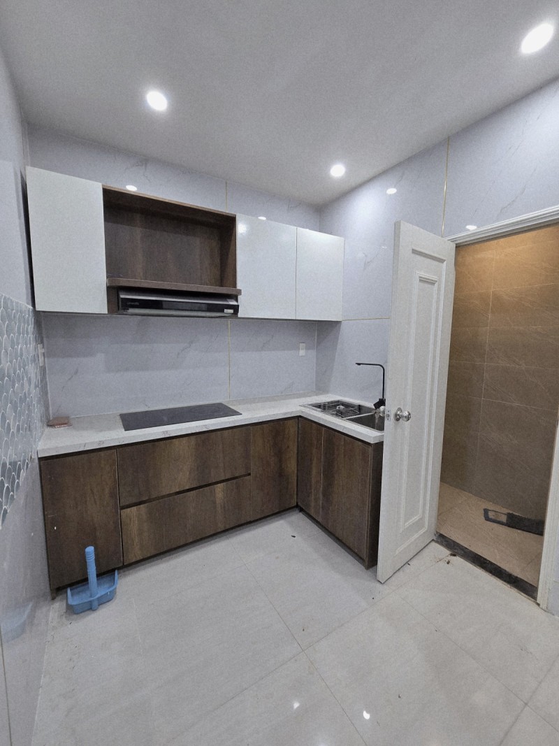 ► Nhà Kiệt 3m sát MT Trần Quý Cáp, Thạch Thang, 2 tầng cứng đẹp, 2.68 tỷ - Ảnh 1