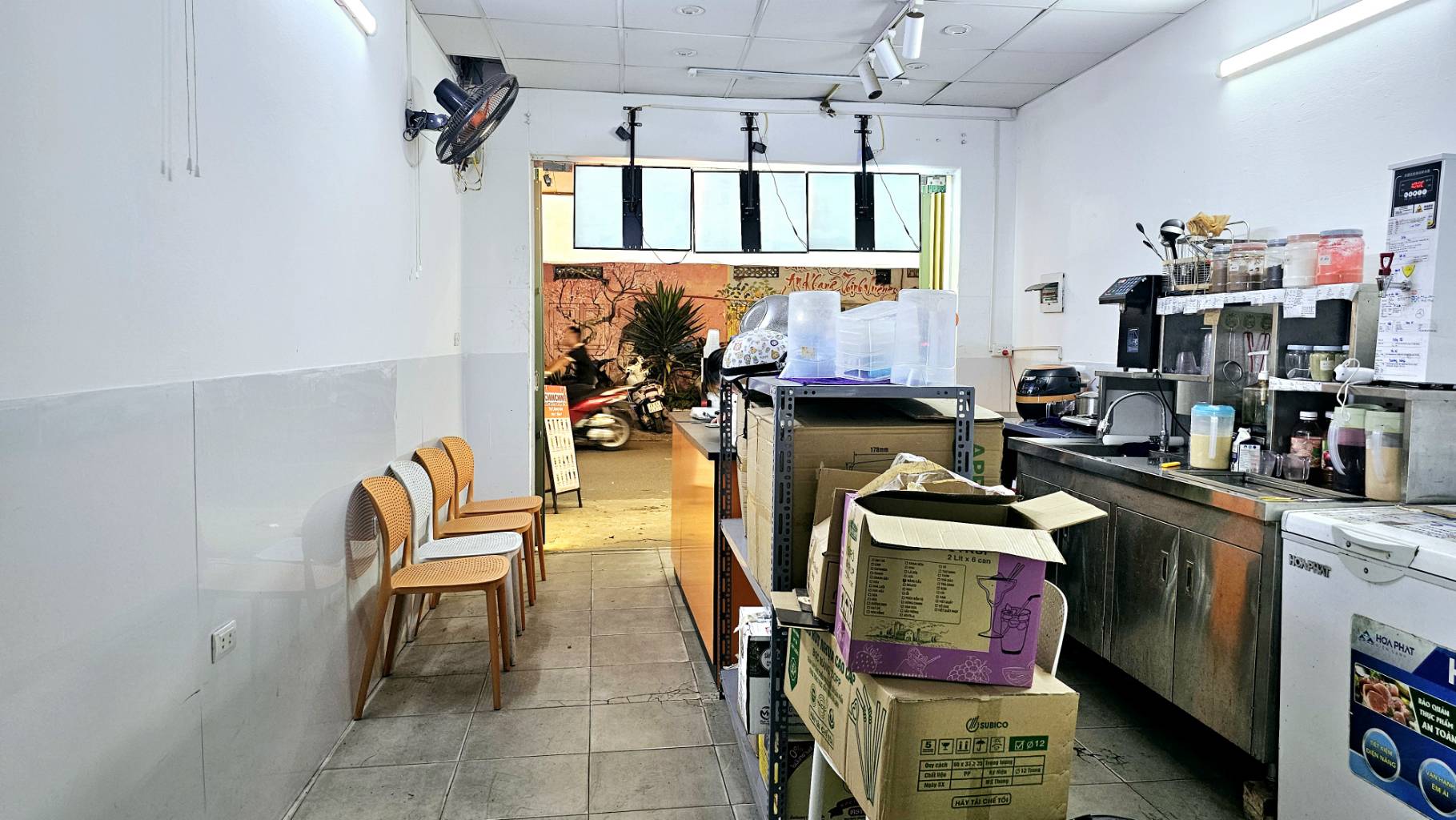 Nhà mặt đường Khương Trung, DT 83m2, dòng tiền đỉnh. Giá 24.5 tỷ - Ảnh chính