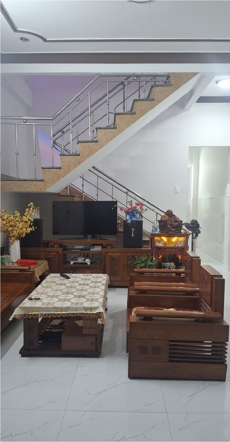 ► Nhà Kiệt 3m gần Bình Thái Ông Ích Đường, 98m2, 2 tầng, cứng cáp, sạch sẽ, 3.45tỷ - Ảnh chính