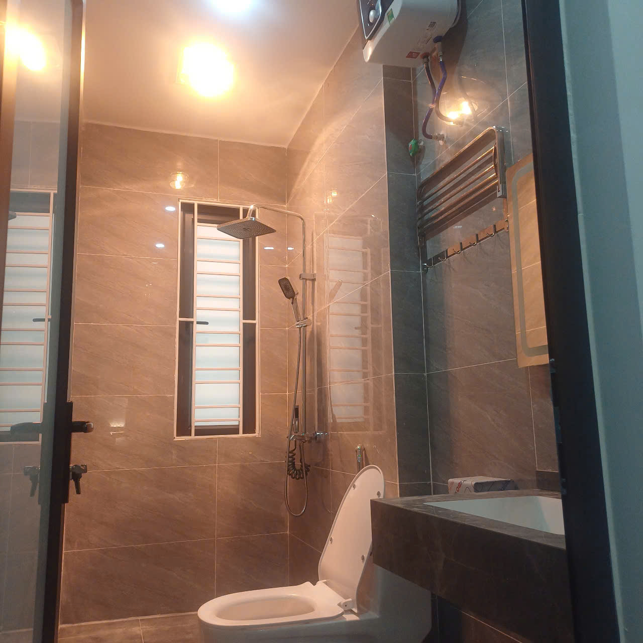 Bán Nhà Xây Mới 3.5 Tầng Tại Đông Hải 1 – Gần Phủ Thượng Đoạn, Ô Tô Tận Cửa - Ảnh 4