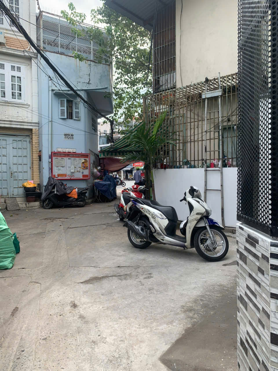 Bán HXH Trần Đình Xu, Nguyễn Cư Trinh, Quận 1. 4x9m, Chỉ 10.7 tỷ - Ảnh 1
