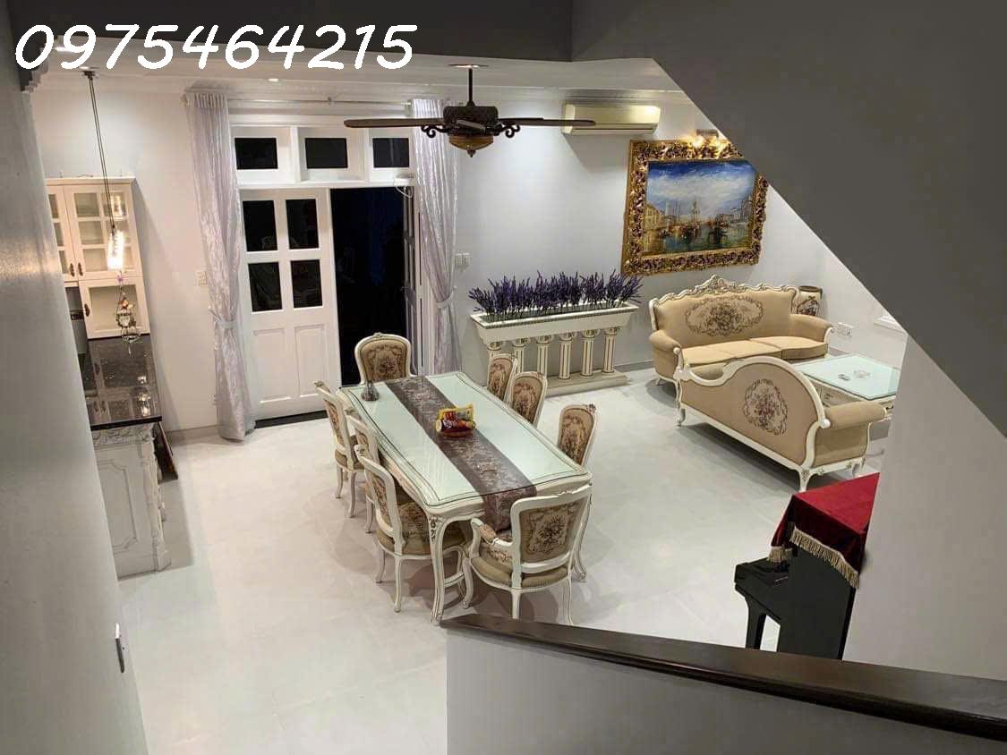 Bán villa góc 2 mặt tiền đường 61 – Thảo Điền, TP. Thủ Đức – 360m² – thu nhập 3.200$/tháng – chỉ 60 - Ảnh 1