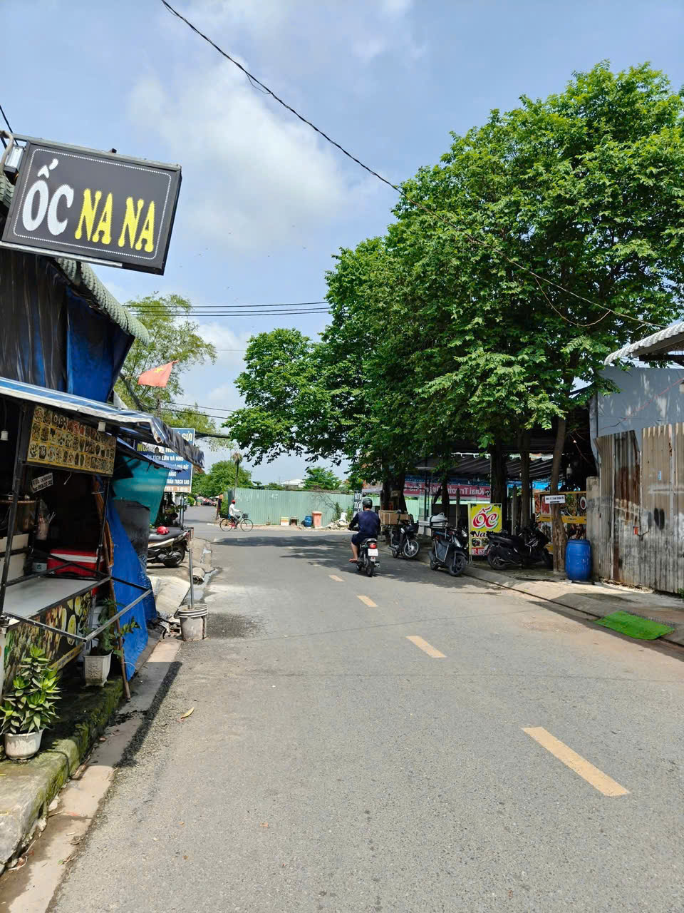 BÁN NHÀ (4.5x17) MẶT TIỀN ĐÔNG THẠNH 4-1, HÓC MÔN – NHÀ MỚI ĐẸP FULL NỘI THẤT – GIÁ CHỈ 4,5 TỶ - Ảnh 2