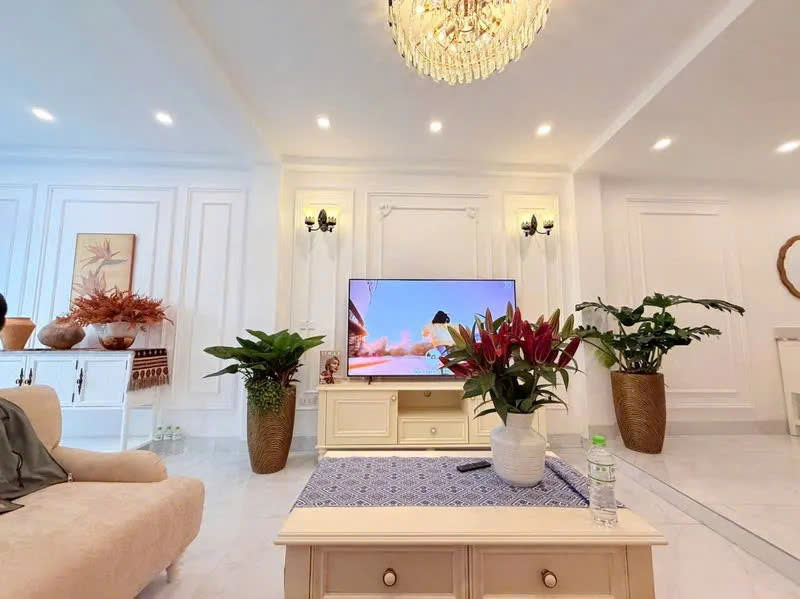 NHÀ MỚI- ĐẸP NGÕ 3 GÁC THÔNG NỞ HẬU Thượng Thanh 30m2 X 6 tầng,mặt tiền  6m, 6.5 tỷ Long Biên. - Ảnh chính