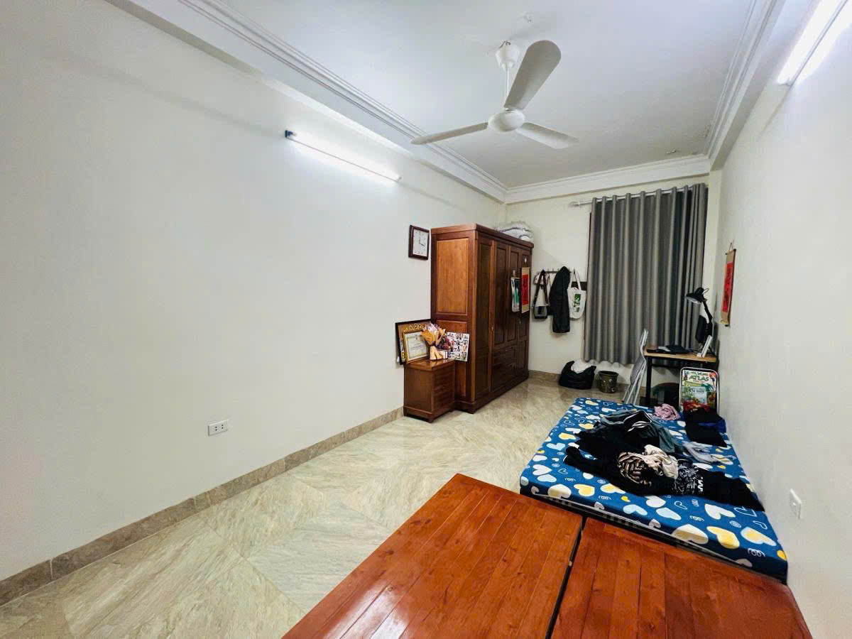 HOÀNG NGÂN  - OTO - NGÕ THÔNG - KINH DOANH Dt 52m2 4 tầng mặt tiền 3m Giá 13.3 tỷ - Ảnh 3