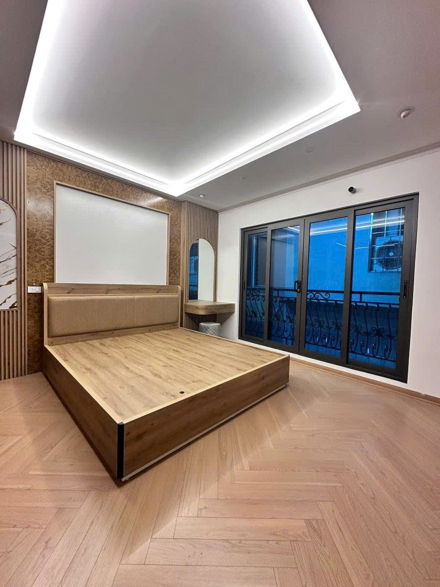 NGÕ 72 NGUYỄN TRÃI OTO VÀO NHÀ - THANG MÁY Dt 37m2 8 tầng mt 4.3m Giá 14.35 tỷ - Ảnh 4