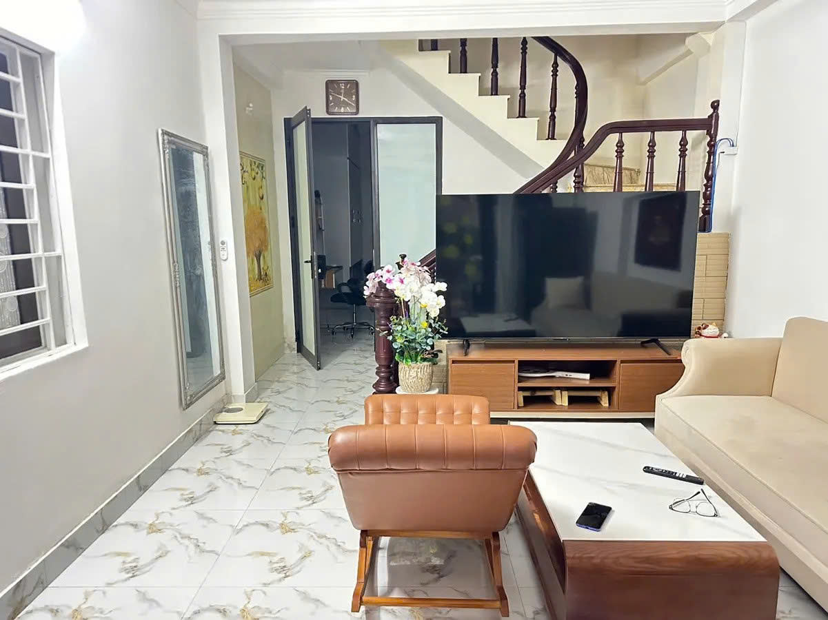 BÁN NHÀ NGUYỄN TRÃI, THANH XUÂN. 50m2, 4 TẦNG, SIÊU THOÁNG. GIÁ  NHỈNH 8 TỶ. - Ảnh 3