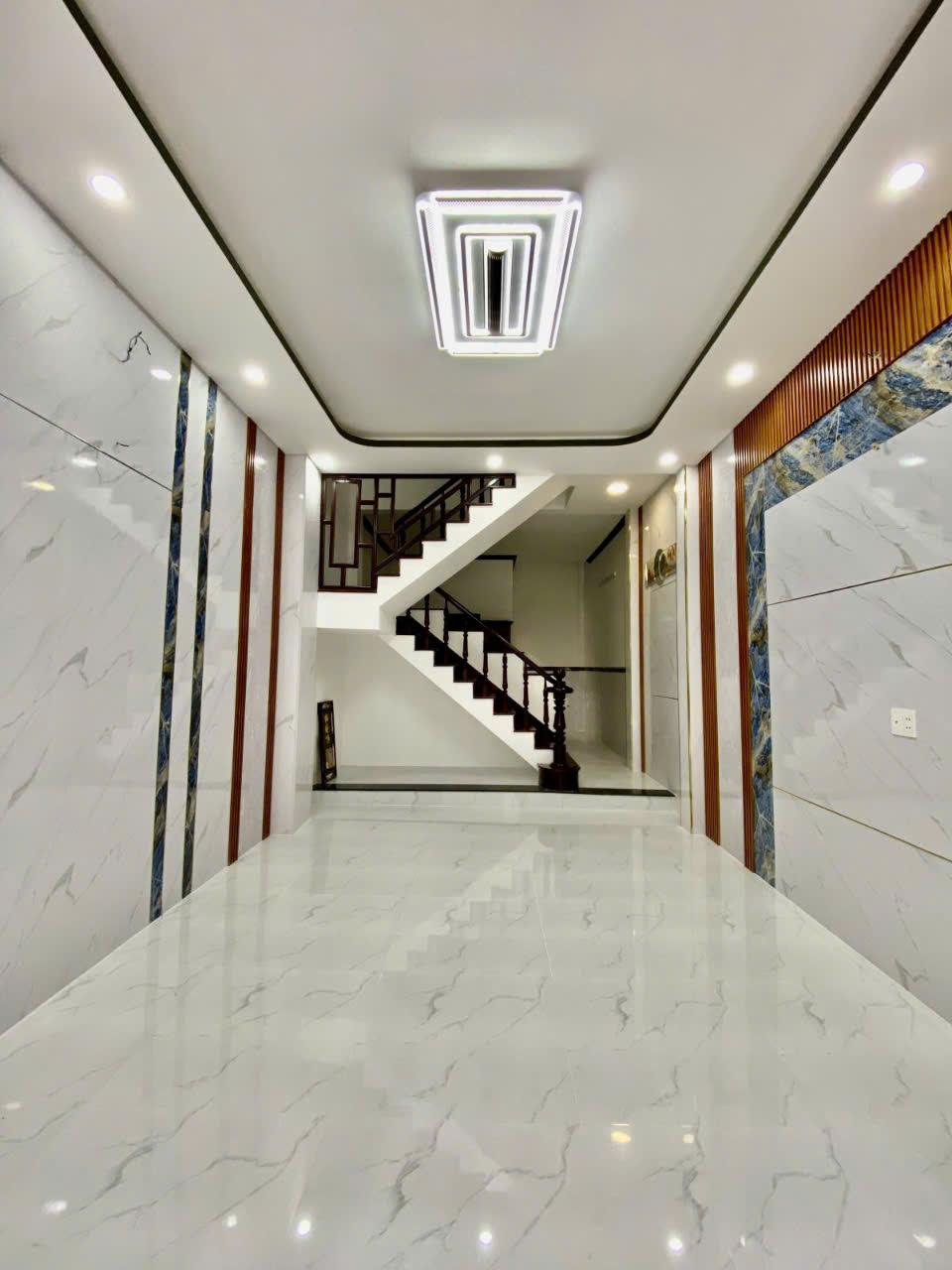 Bán nhà Đ số 12 BHH gần Aeon Tân Phú  hẻm xe hơi 48m2,2 Tầng Nhỉnh 4 tỷ - Ảnh chính