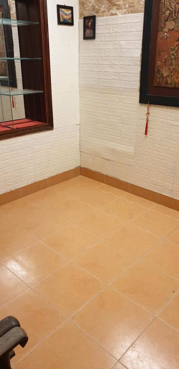 Cho thuê nhà ngõ Nam Đồng, 60 m2* 3 tầng 5pn 3vs, 12 triệu - Ảnh 1