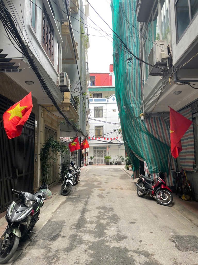 Bán gấp phân lô Xuân La, hiếm có, gần hồ Tây thoáng mát - Ảnh chính