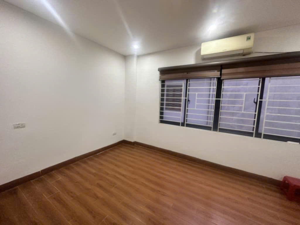 Bán nhà Nguyễn Văn Cừ 35m 5 tầng MT 5m 6,5 tỷ - Ảnh chính