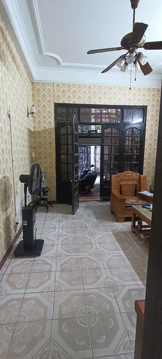 🏡 BÁN NHÀ NGUYỄN KHANG - TRUNG TÂM CẦU GIẤY - Ô TÔ GẦN - SỔ VUÔNG ĐẸP - NỞ HẬU NHẸ 62M2*3T - Ảnh 1