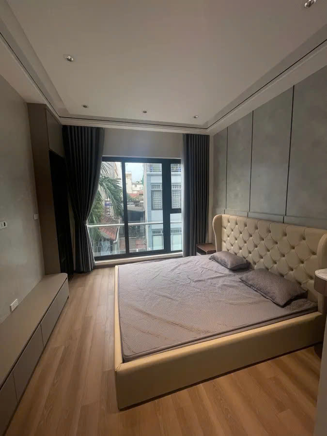HOA HẬU 7 TẦNG MẶT NGÕ THÔNG Ô TÔ TRONG NHÀ  Phố Ngọc Thụy 35M2, mặt tiền 3.5m X 11.5 tỷ Long Biên. - Ảnh 1